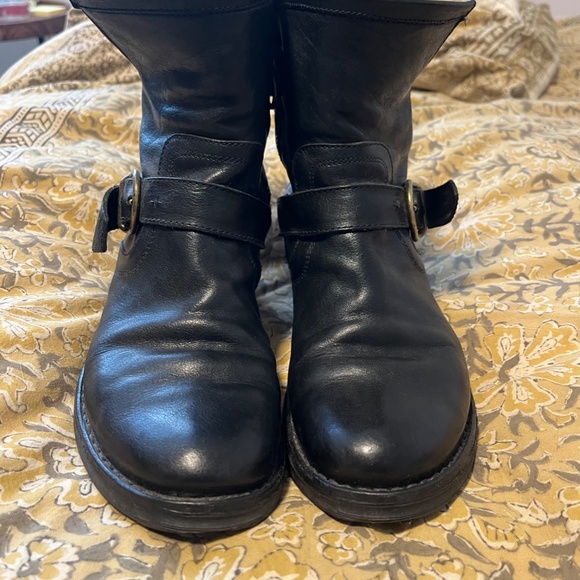 Fiorentini + Baker -- Eli Eternity - Picture 5 of 6